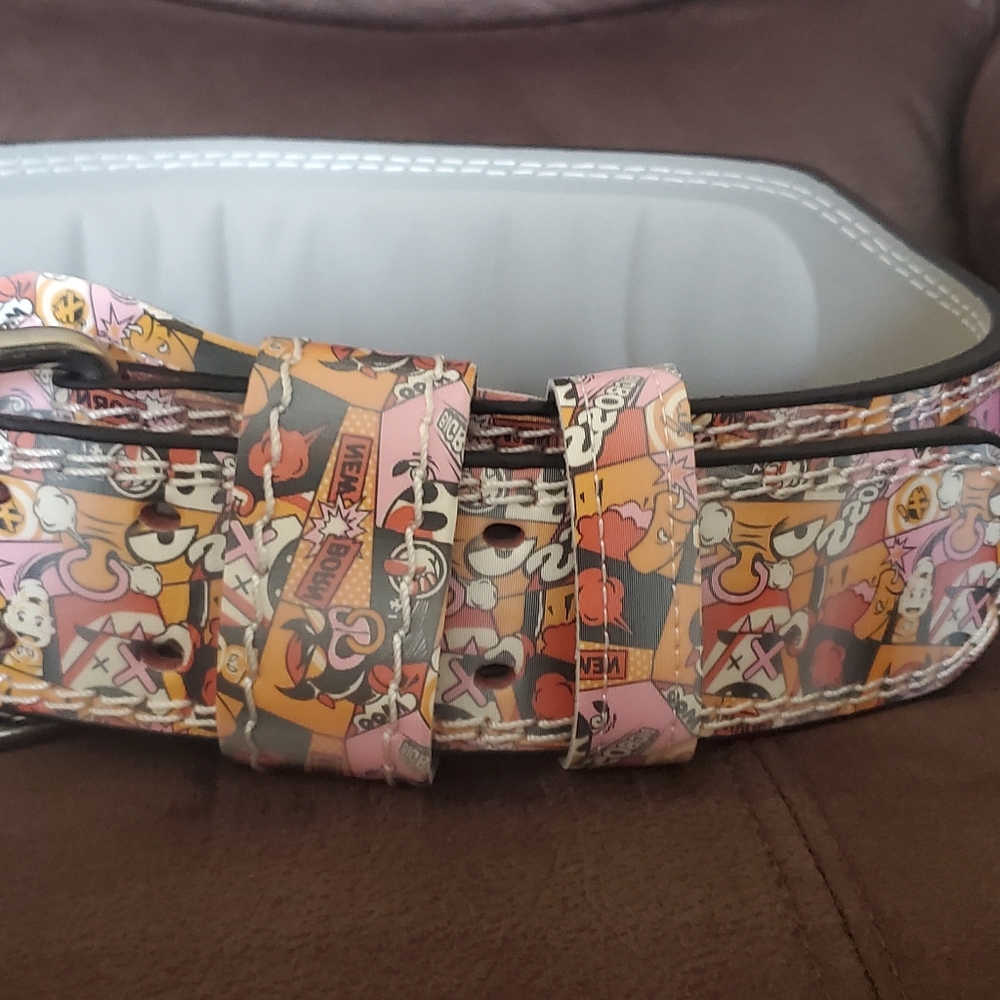 Weight lifting belt